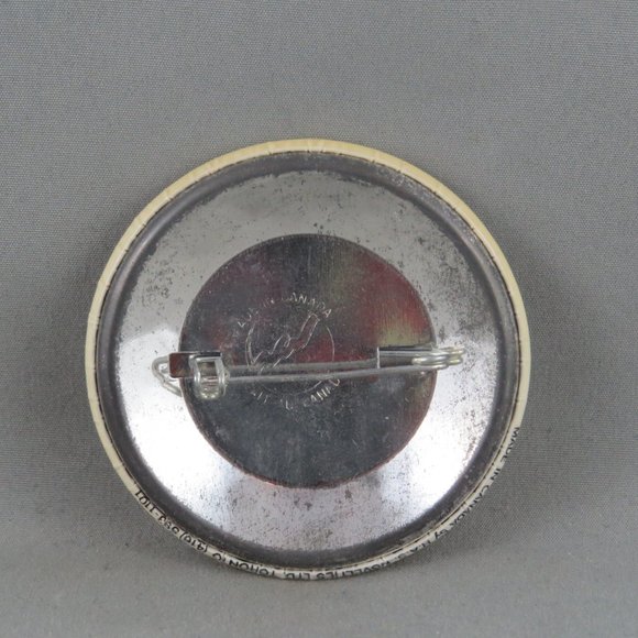 Vintage Event Pin - Rick Hansen Man in Motion Coke Promo - Celluloid Pin - Picture 2 of 3